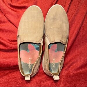 Olukai Hale’iwa Olona Casual Beige Slip-On Shoes, Women’s Size‎ 8, GUC